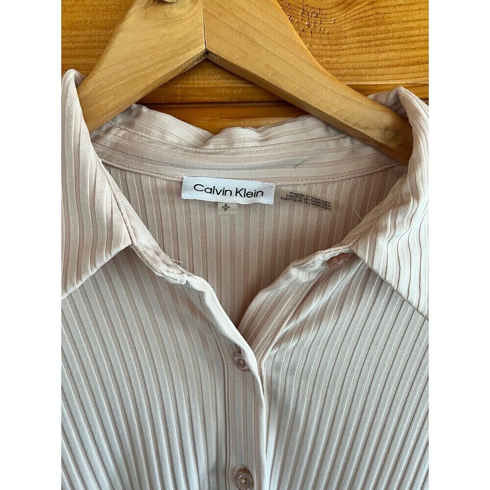 Calvin Klein Women’s Beige Cinch Waist Ribbed Button-Down Top Shirt Small - Picture 3 of 4